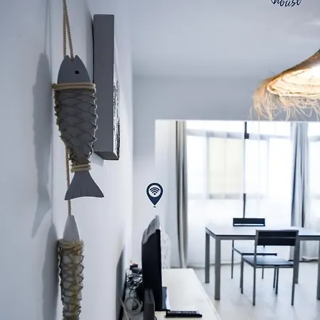 Luminoso appartamento in pieno centro a Corralejo Apartamento *