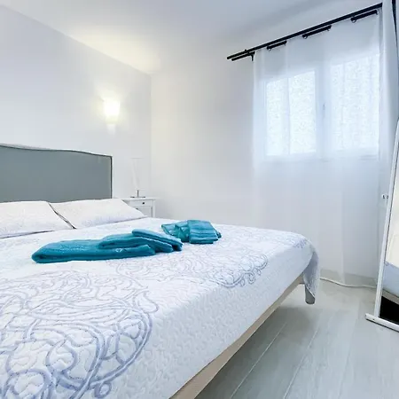 Luminoso appartamento in pieno centro a Corralejo Apartamento *