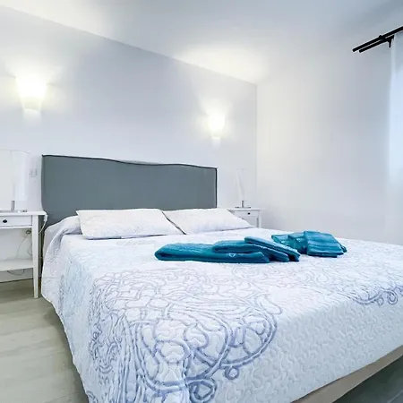 Apartamento Luminoso appartamento in pieno centro a Corralejo *